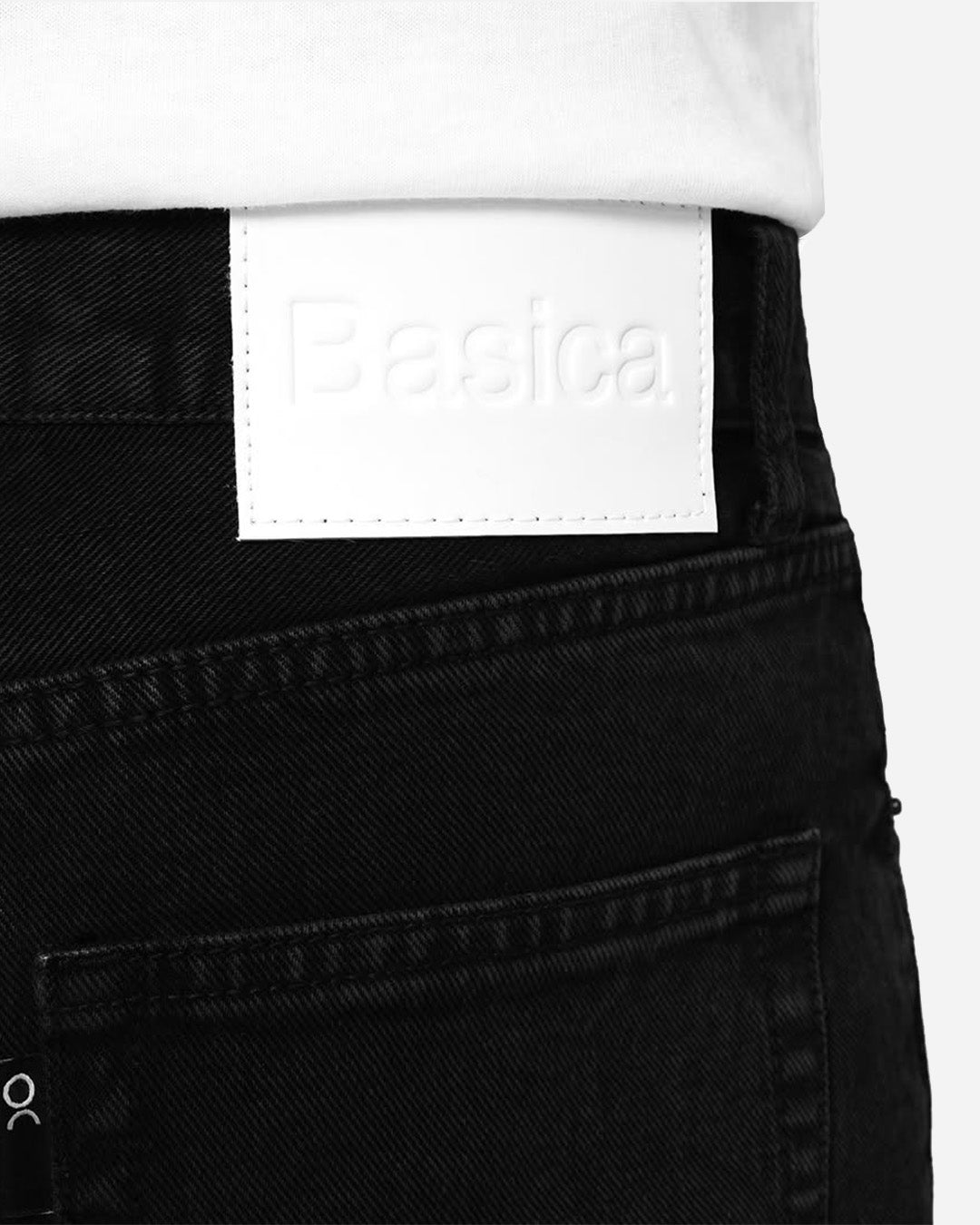 Basica Men Regular Loose Straight