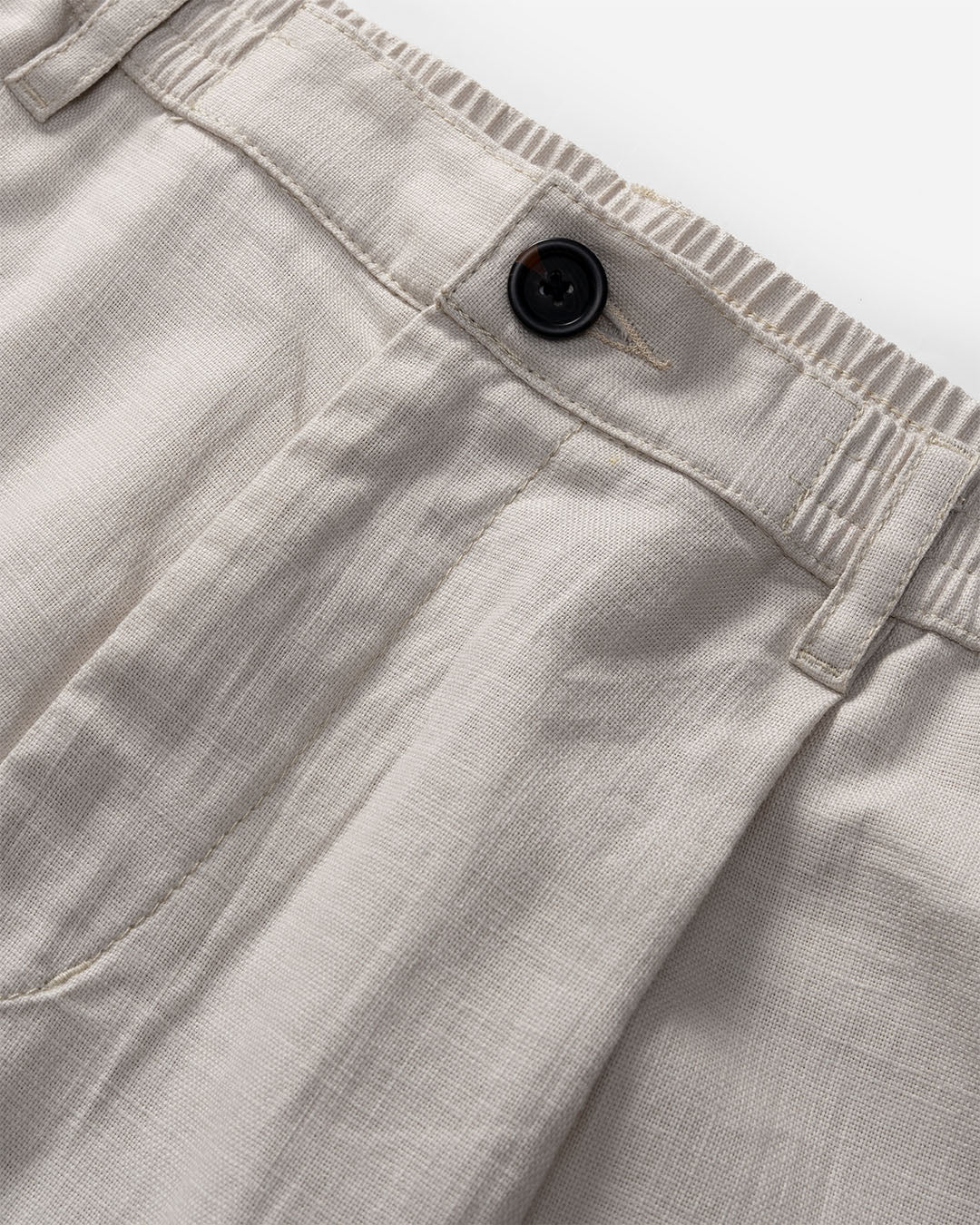 Relaxed-fit Pleated Short